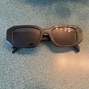 Black Rectangular Sunglasses